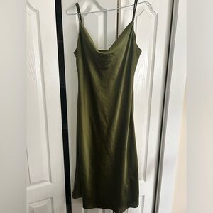 Aritizia slouchy satin dress